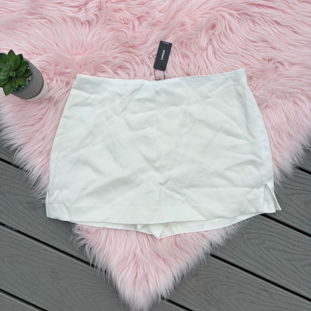 Express White Skort